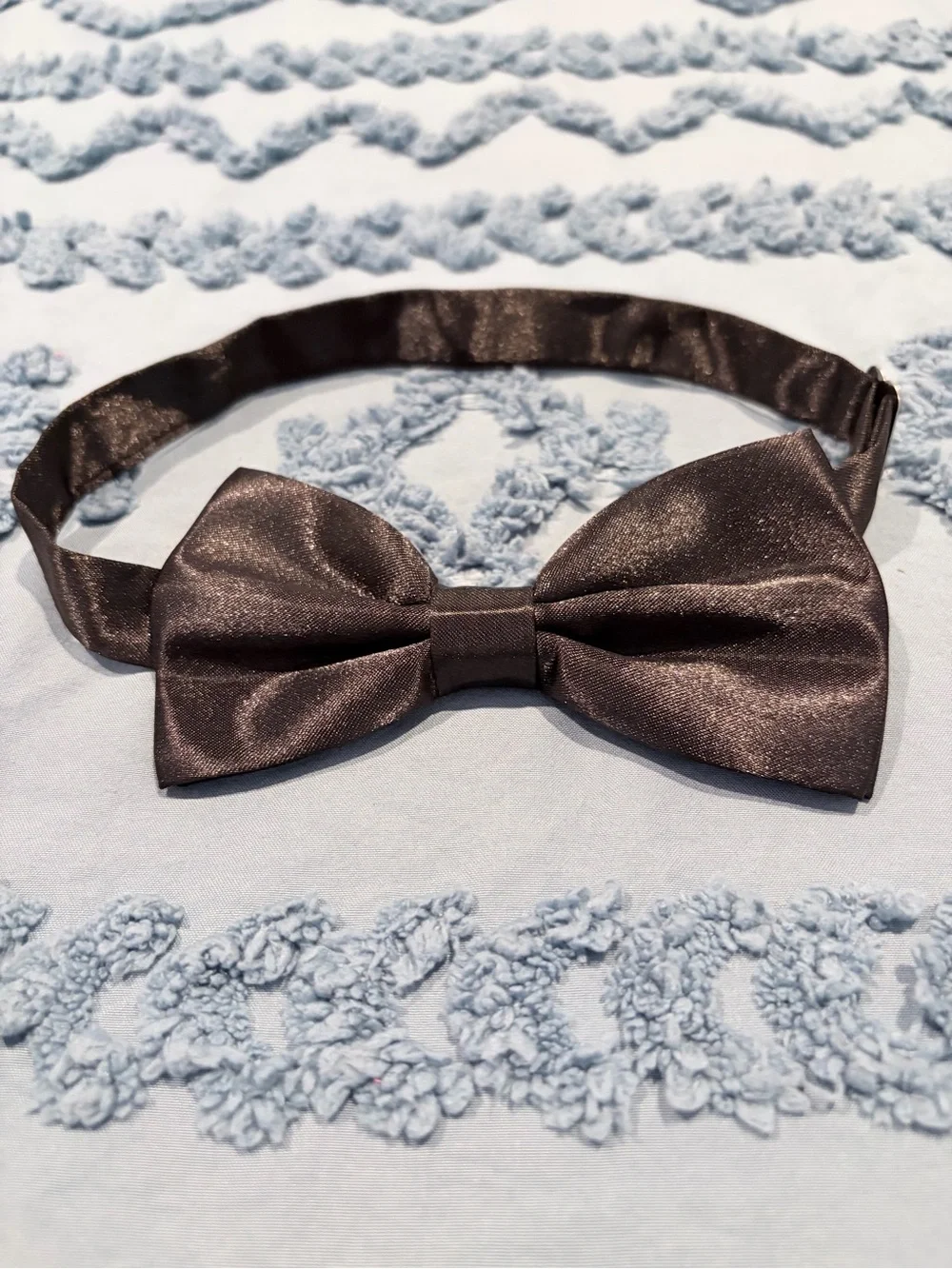Source Unknown Shiny Black Satin Kids Bow Tie